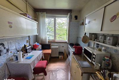 Apartament cu 3 camere în Pajura