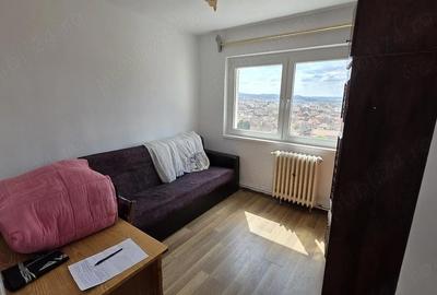 Apartament cu 3 camere decomandat în Central - 9
