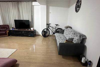 Apartament cu 2 camere semidecomandat în Chiajna