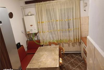 Apartament cu 2 camere semidecomandat în Banca Națională