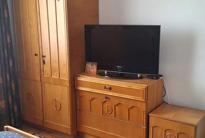 Inchiriez apartament 2 camere - 1