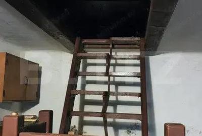 Casă cu 5 camere cu Canalizare în Caragiale - 9