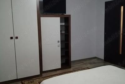 Casă cu 4 camere cu Teren 5000 Mp în Central - 4
