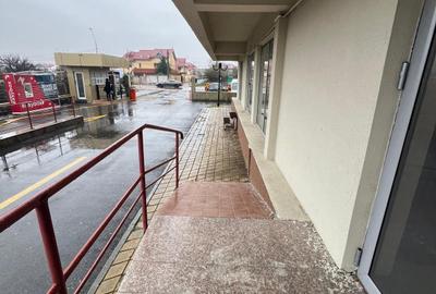 Spațiu comercial de vânzare – 247 mp utili, împărțiți în 2 unități independente - 20