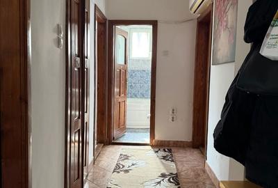 Apartament cu 3 camere în Central - 3