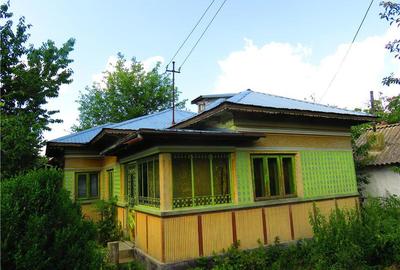 Casă cu 3 camere cu Teren 1146 Mp în Ologeni - 2