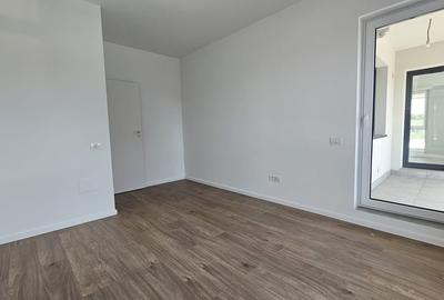 Apartament cu 6 camere decomandat în Olteniței - 3