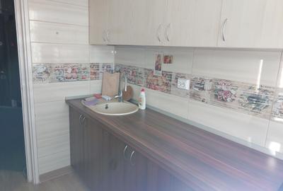 Apartament 2 camere, Giulesti, 6/8, mobilat si utilat. 450 E/luna - 7