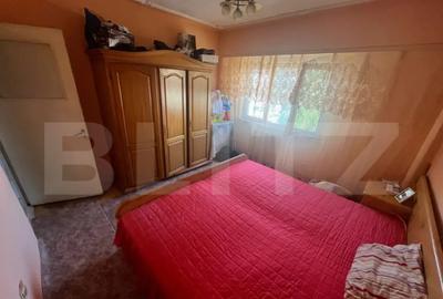 Apartament cu 3 camere decomandat, mobilat în Micro 11 - 14