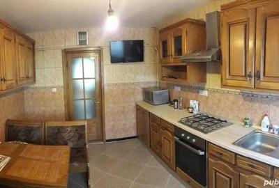 Apartament cu 4 camere decomandat, mobilat în Nicolina - 7