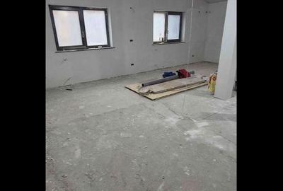 Spațiu comercial, de 250 mp, în Central - 7