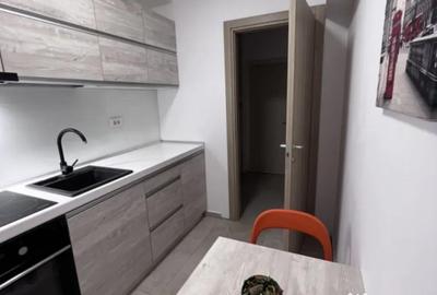 Garsonieră în Apărătorii Patriei - 2