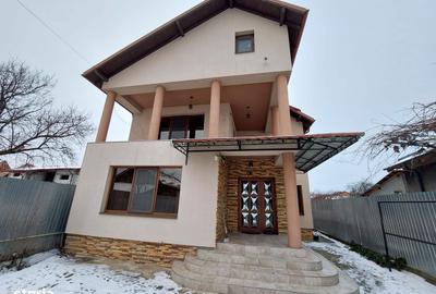 Casă cu 4 camere în Vulcana-Pandele - 4