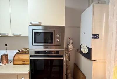Vand apartament 2 camere zona Mircea cel Batran