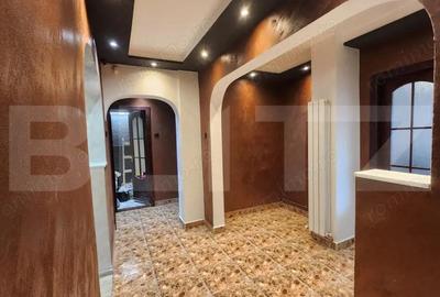 Apartament cu 4 camere decomandat în Central - 9