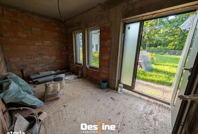 Casă cu 4 camere cu Teren 1000 Mp în Dobrovăț - 15