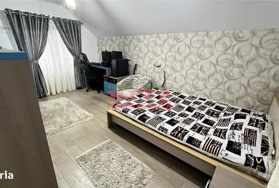Casă cu 4 camere cu Teren 560 Mp în Nicolae Titulescu - 15