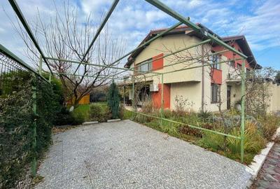 Vila de vanzare Lazu - 1