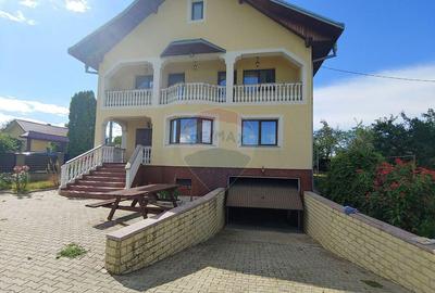 Casa / Vila de vanzare cu teren intravilan 1200 mp-Zvo... - 2