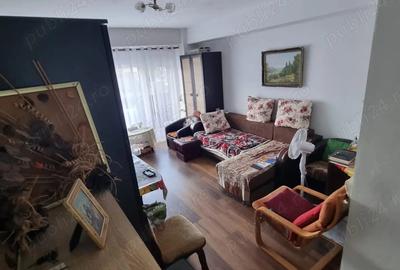 Vand apartament 3 camere, 2 bai, 1 bucatarie,2 balcoane ?i parcare curte - 8