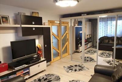 Apartament 4 camere decomandat Tractorul - 2