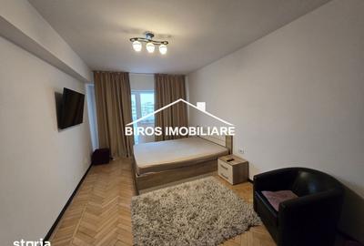 Garsonieră decomandată în Calea București