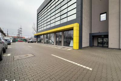Spațiu comercial, de 1,250 mp, în Baza 3 - 12