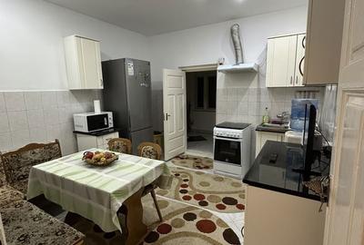 Casă cu 4 camere decomandat cu Teren 420 Mp în Central - 10