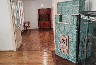 Casa ultracentral, zona judecatorie, 4 camere - 1