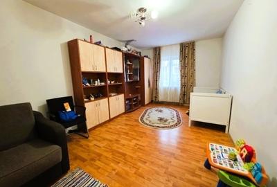 Apartament cu 2 camere decomandat în Podul de Fier - 1