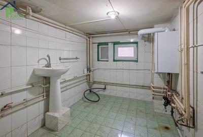 Casă cu 5 camere cu Teren 200 Mp în Alunișu - 12