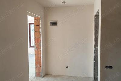 Casă cu 5 camere în Câmpinița - 12