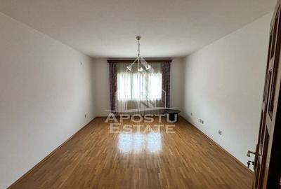 Vila unica, 520 utili, in inima judetului Caras-Severin - 13