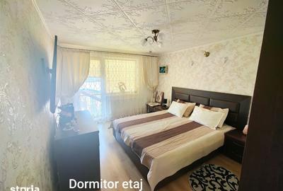 Casă cu 7 camere cu Teren 650 Mp în Central - 15