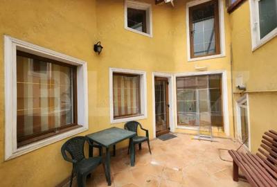 Casa individuala cu 3 camere, 371 mp, Centru