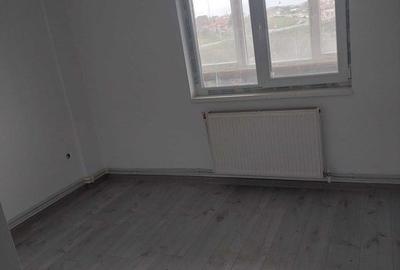 Apartament cu 3 camere în Central - 3