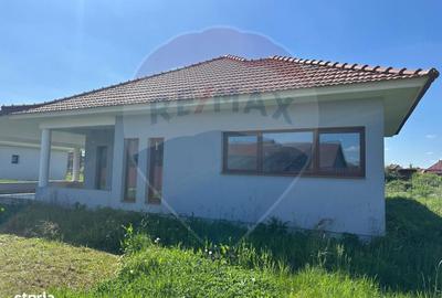 Casă cu 4 camere cu Teren 718 Mp în Central - 8