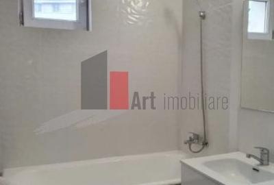 Casă individuală cu 3 camere cu Canalizare în Central - 27