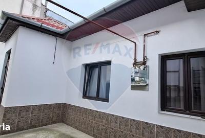 Casă cu 2 camere decomandat cu Teren 102 Mp în Ultracentral - 4