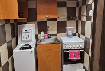 Garsonieră semidecomandată în Jiului - 6