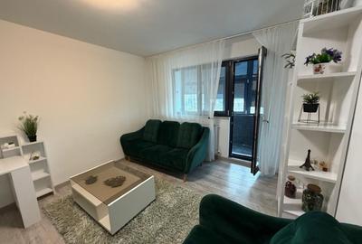 Apartament cu 3 camere decomandat, mobilat în Tomis Nord