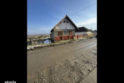 Casă cu 3 camere cu Teren 3400 Mp în Sâncel - 3