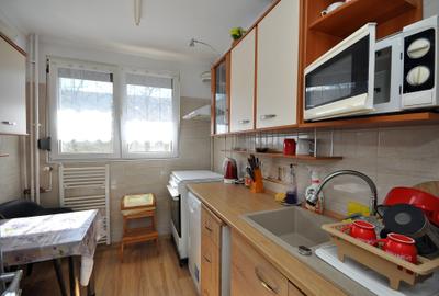 Apartament cu 3 camere semidecomandat, mobilat în Titan - 8