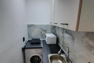 Garsonieră decomandată în Central - 1