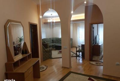 Spațiu comercial, de 280 mp, în Central - 11