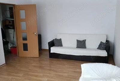 Apartament cu 2 camere decomandat în Berceni