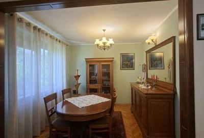 Apartament cu 4 camere în Central - 2