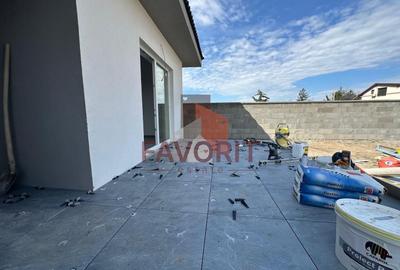 Casă individuală cu 3 camere cu Canalizare în Sânandrei - 10