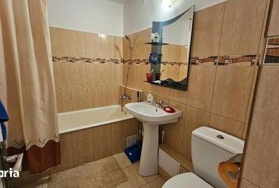 Apartament cu 2 camere decomandat în Cetate