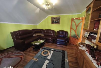 Casă cu 8 camere cu Teren 2300 Mp în Central - 17